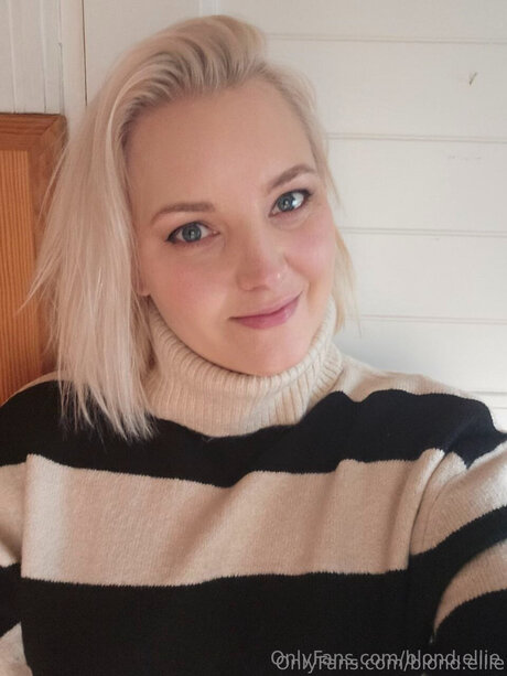 Blond Ellie Kostenloses OnlyFans