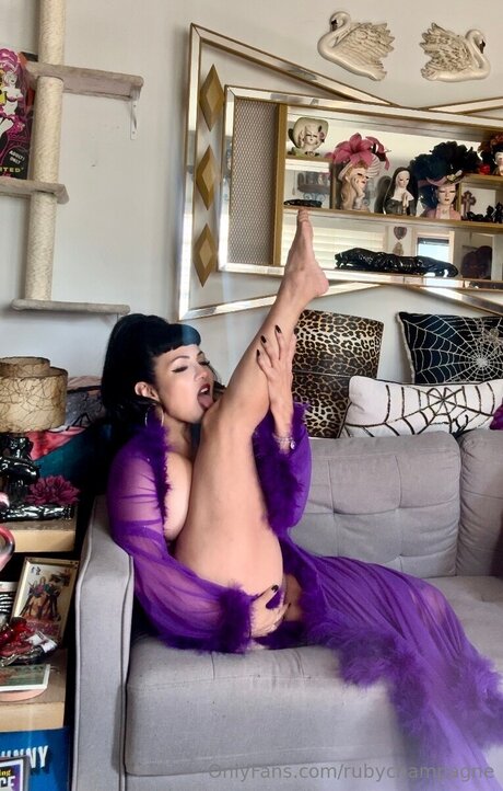 Rubychampagne OnlyFans Sex