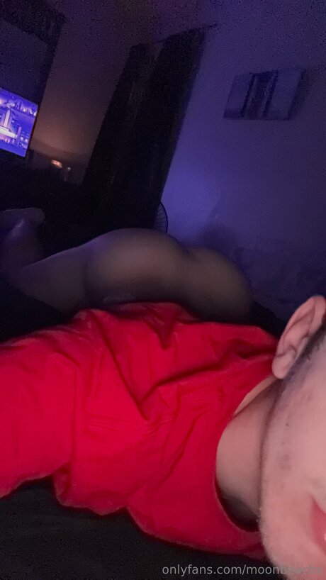 Moonbeachs OnlyFans Model Bilder