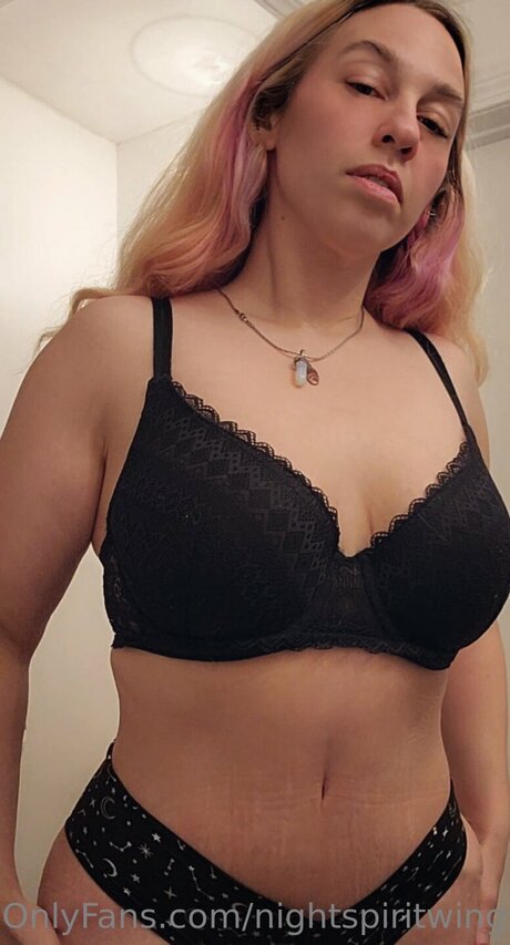 Nightspiritwingsfree Nacktbilder geleakt OnlyFans Nacktporno