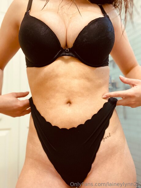 Laineylynn21 OnlyFans Leak