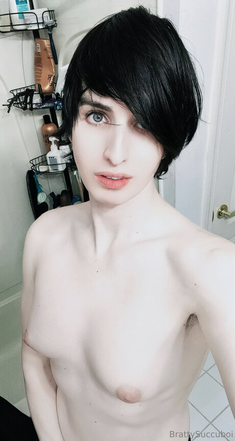 Tomboysuccubus Nacktbilder auf OnlyFans