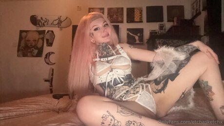 Etchasketchx OnlyFans-Leaks