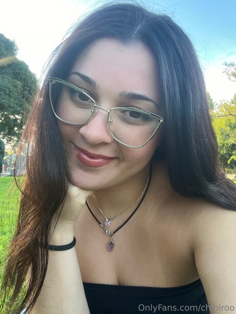 Chihiroo Leak von OnlyFans Pornografie