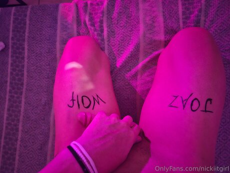 Nickiitgirl OnlyFans Model Bilder