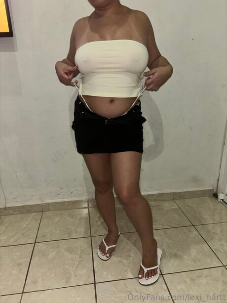 Lexi Hartt Nacktbilder auf OnlyFans