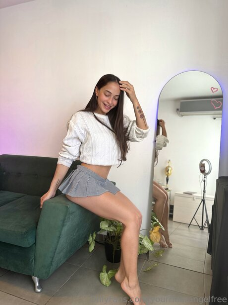 Yourriderangelfree OnlyFans Inhaltstyp