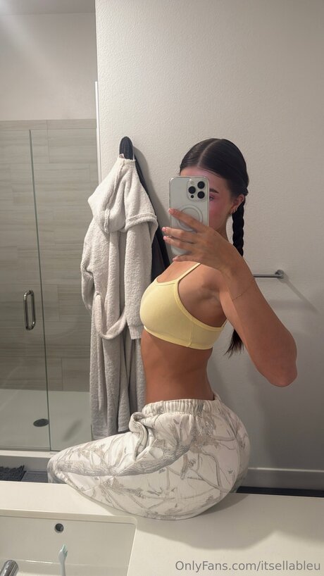 Itsellableu OnlyFans