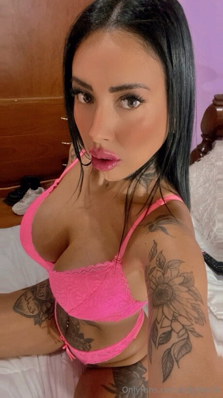 Miafoxvipp Nackt OnlyFans
