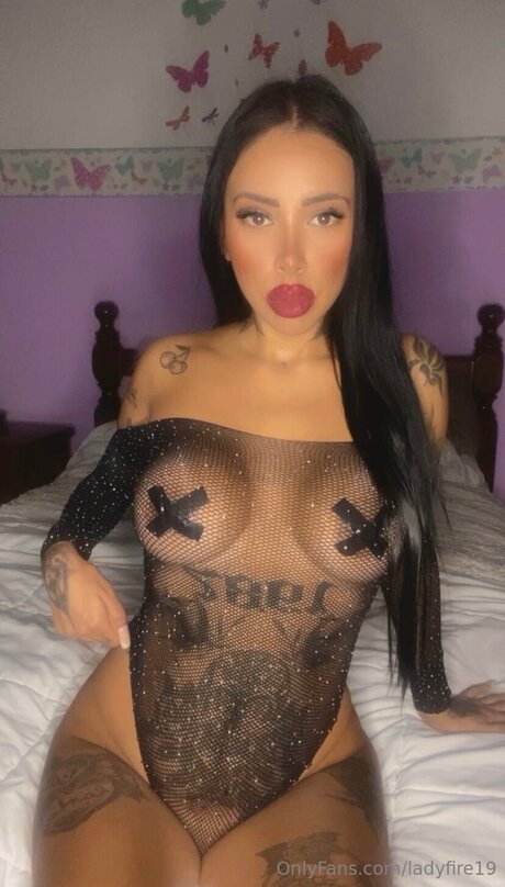 Miafoxvipp OnlyFans-Bilder geleakt