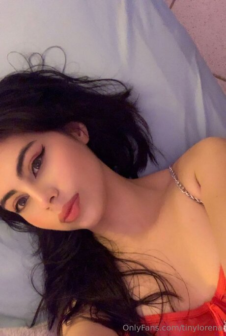 Tinylorena OnlyFans Nackt Leak