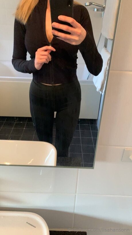 Lisahansonn Nacktbilder von OnlyFans