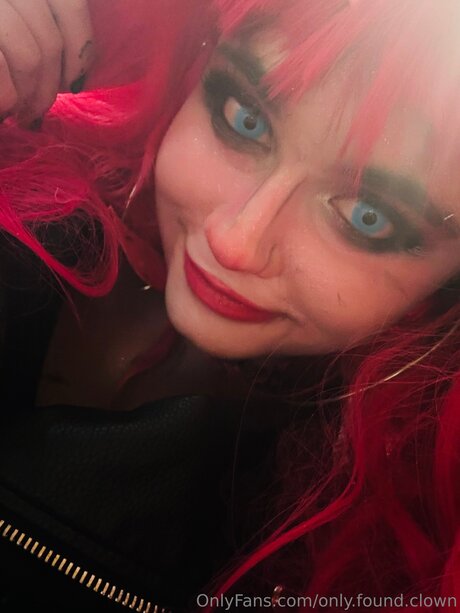 Only Found Clown OnlyFans Arsch Leak