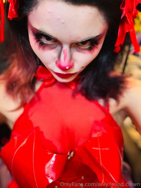 Only Found Clown OnlyFans-Komplettinhalte