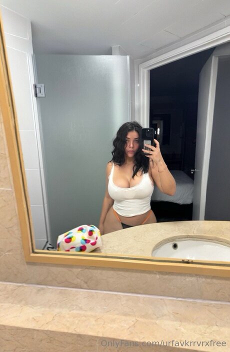 Urfavkrrvrxfree Leaked OnlyFans