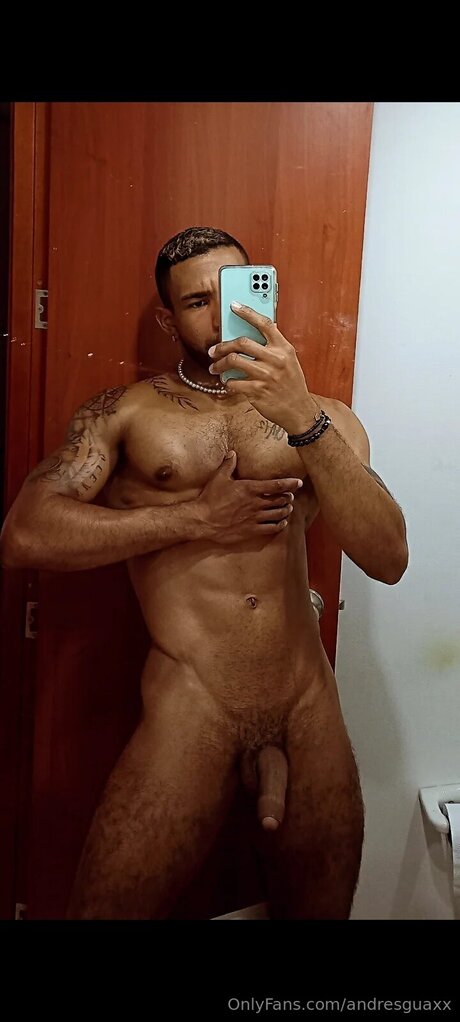 Andresguaxx Nacktbilder von OnlyFans geleakt