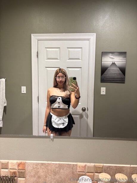 Alinajade424 XXX OnlyFans