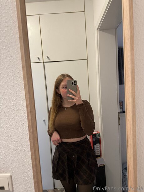 X Aia OnlyFans kostenlos geleakt
