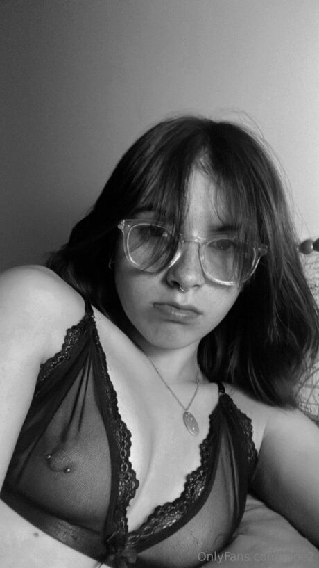 Rooe2 Kostenloses OnlyFans