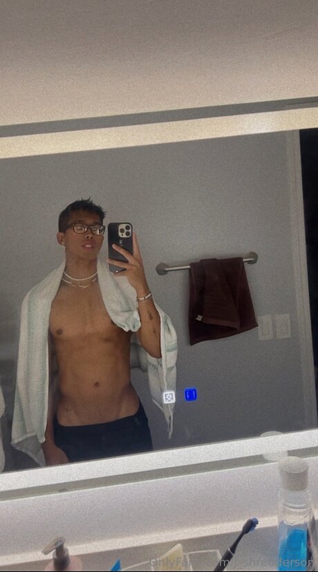 J Shredderson Nacktbilder von OnlyFans