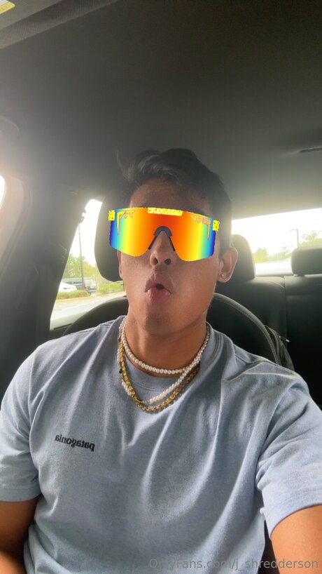 J Shredderson Leaks von Nacktbildern auf OnlyFans