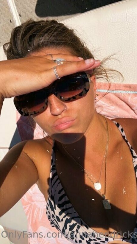 annahendrickss Nackt auf OnlyFans