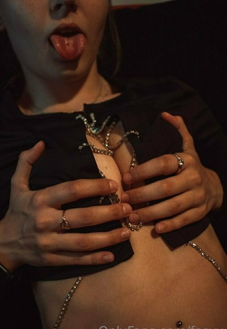 fosyy OnlyFans Brüste Bild