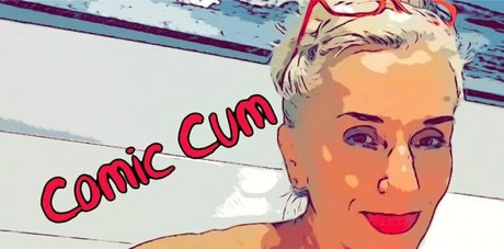 sexyserbian OnlyFans Striptease