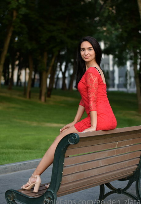 golden zlata Nacktbilder geleakt OnlyFans geleakt