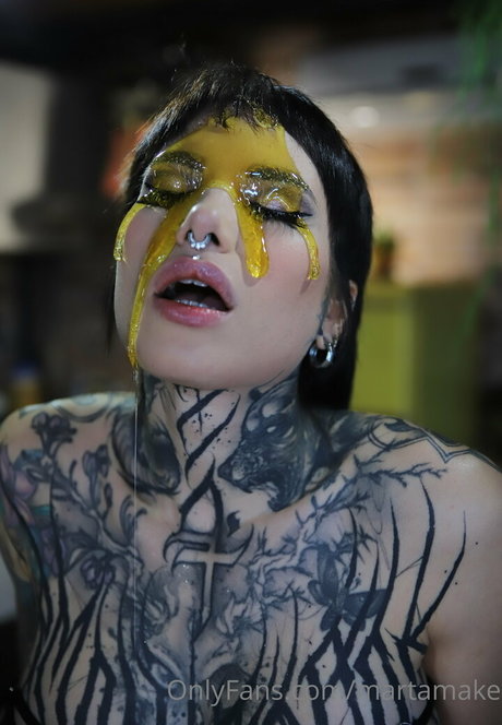 schöne blonde onlyfans Kunstporno Professionell