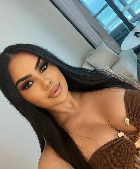 paremiria OnlyFans kostenlos