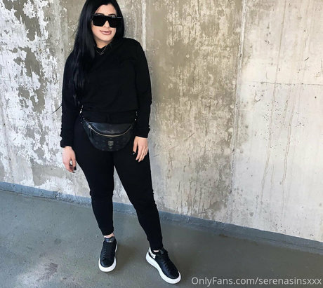 Serenasinsxxx OnlyFans Beiträge