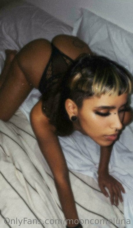 mooncomeluna OnlyFans Leaj