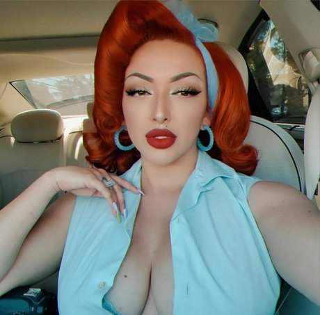 PinUpDollAshleyMarie OnlyFans Lesbisch