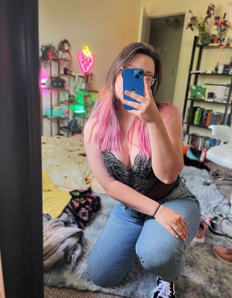 Strawbre Nacktbilder OnlyFans geleakt