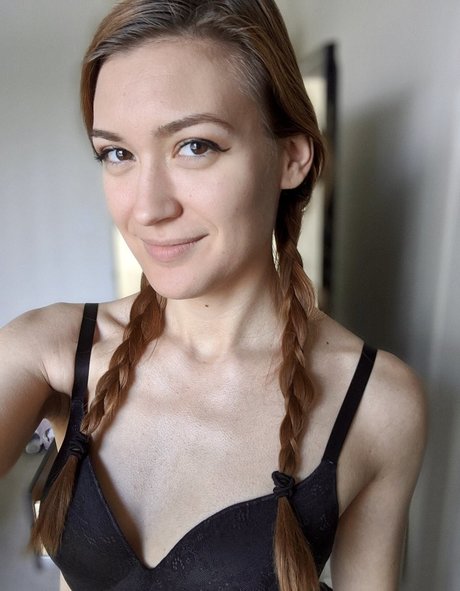 Erin Steeby OnlyFans Model Bilder