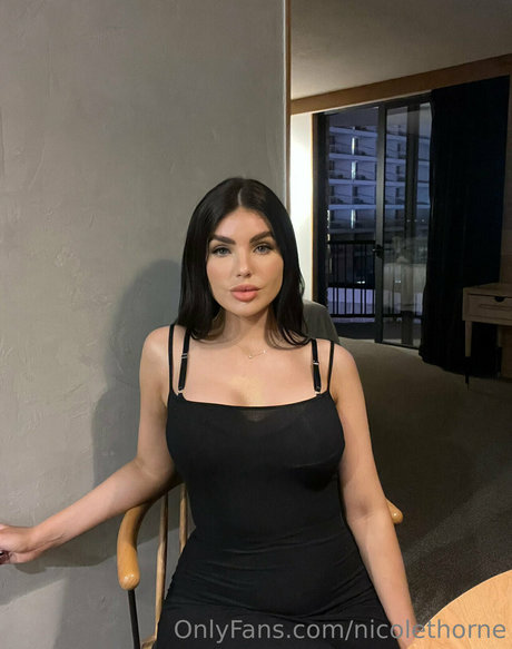 nicolethorne OnlyFans Dirtyship geleakt