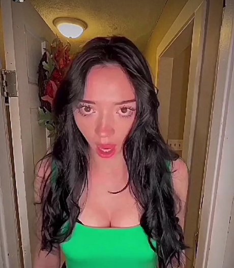 Molly Moonnn OnlyFans OnlyFans