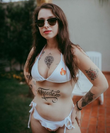 ninahighmusica Nackt auf OnlyFans Leak