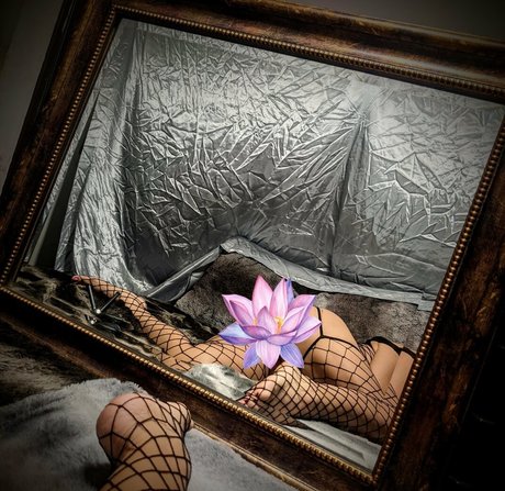 valkyrieskiss OnlyFans-Model