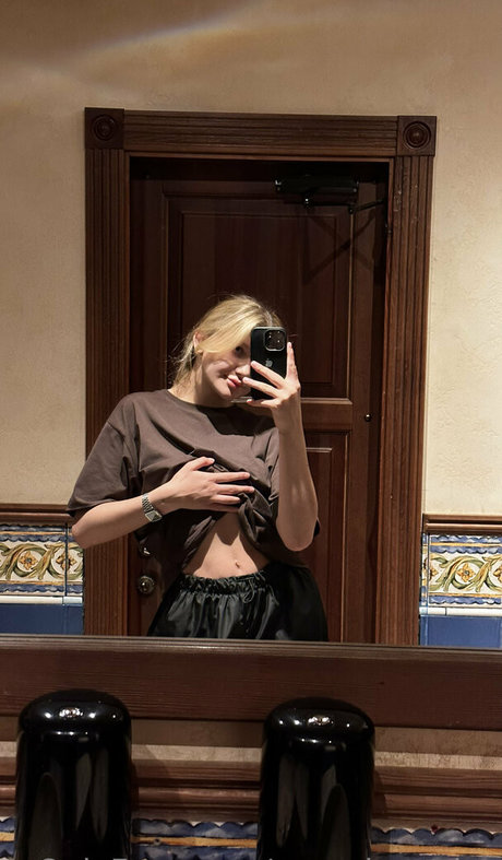 pervokursnica OnlyFans Leaks