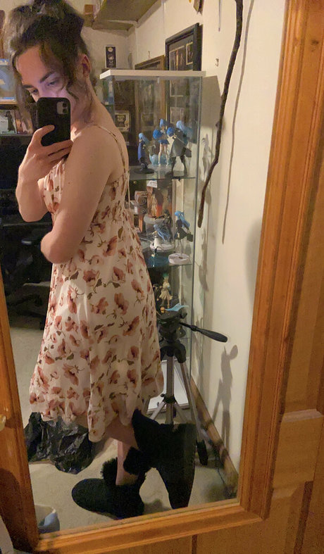 WhiteWren Nackt auf OnlyFans Leaks