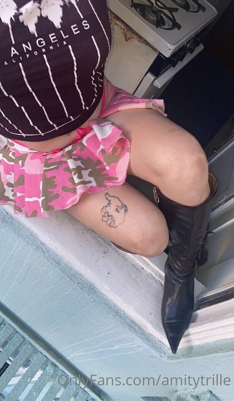 amythrill Nacktbilder OnlyFans Leaks