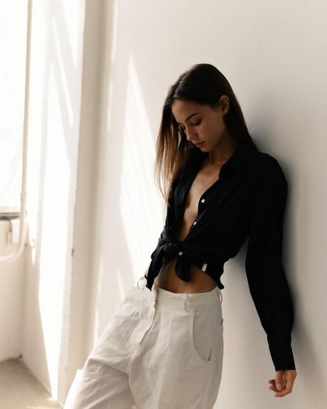 Angelina Romashka Brüste OnlyFans