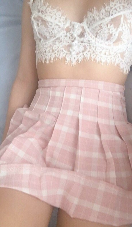 gbrllareis OnlyFans nackte Brüste