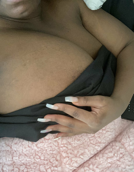 ThatChocoBxtch Füße OnlyFans