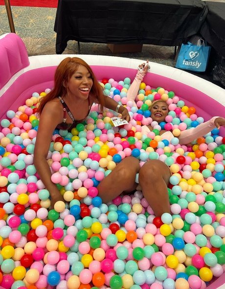 amariantics OnlyFans-Bilder