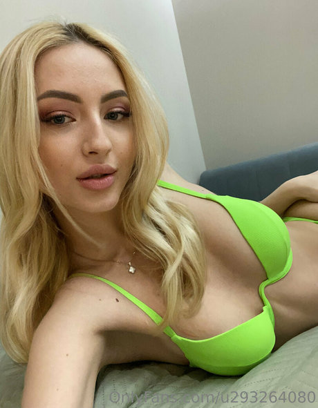 terry crystal Nacktbilder von OnlyFans geleakt