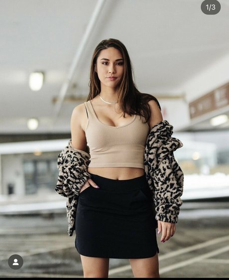 Sarah Decker Nacktbilder von OnlyFans geleakt