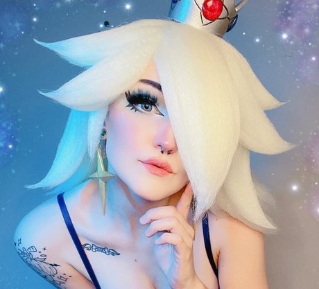 Nonbinate OnlyFans Star